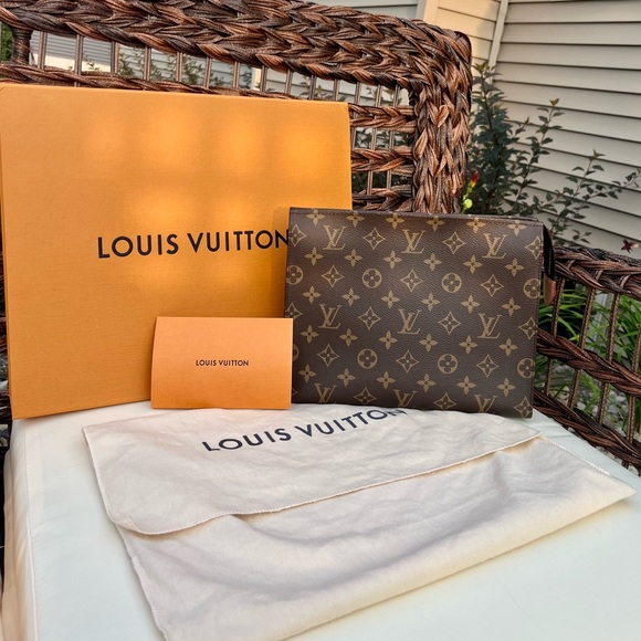 SOLD ‼️ Louis Vuitton Toiletry 26 - Picture 17 of 17